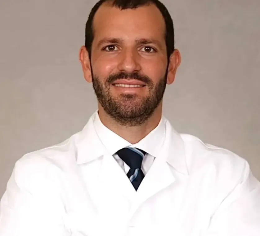 JR Hector Varas - Miami, FL - Hospital Medicine, Family Medicine, Internal Medicine, Sports Medicine