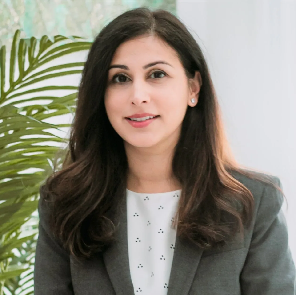 Dr. Ruchi Jain, MD