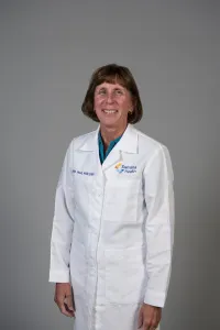 Dr. Robin Houk - Akron, OH - Family Medicine, Internal Medicine