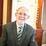 Dr. Mayer Teles