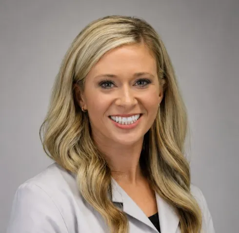 Laura Pierobon, APRN - Lombard, IL - Nurse Practitioner, Pain Medicine, Family Medicine