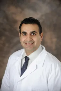 Dr. Afshin Forouzannia, MD - Orlando, FL - Oncology, Hematology