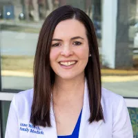 Dr. Anna Worth, MD - Chattanooga, TN - Family Medicine