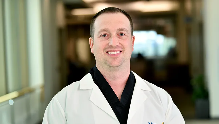 Dustin Lynn Ashmore - Pittsburg, KS - Surgery, General Surgeon, Nurse Practitioner
