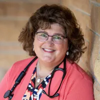 Dr. Alexandria Kalina, MD, FAAP - Glencoe, MN - Pediatrics