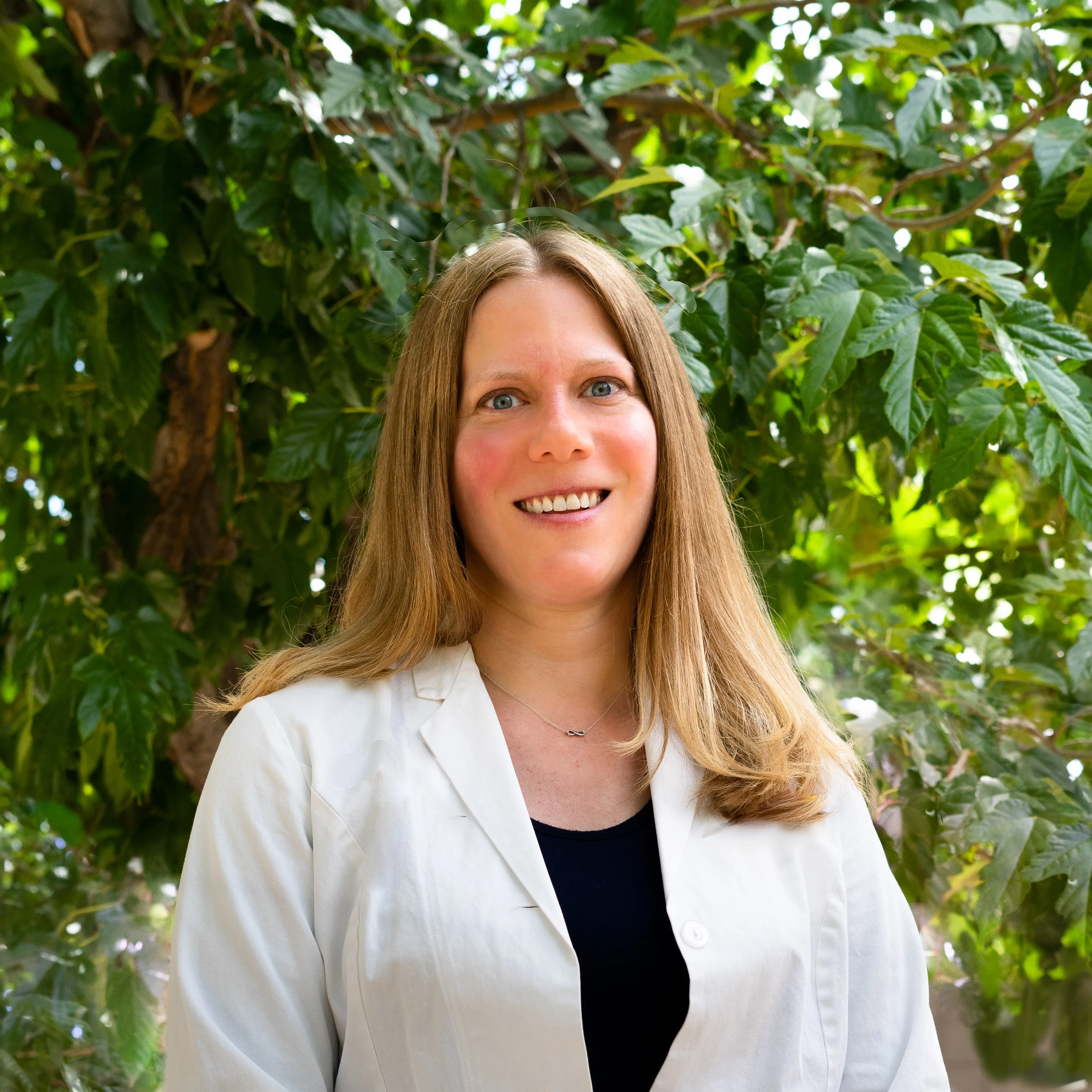 Dr. Maggie Leslie Wilson, MD - Albuquerque, NM - Family Medicine, Hospital Medicine, Other Specialty