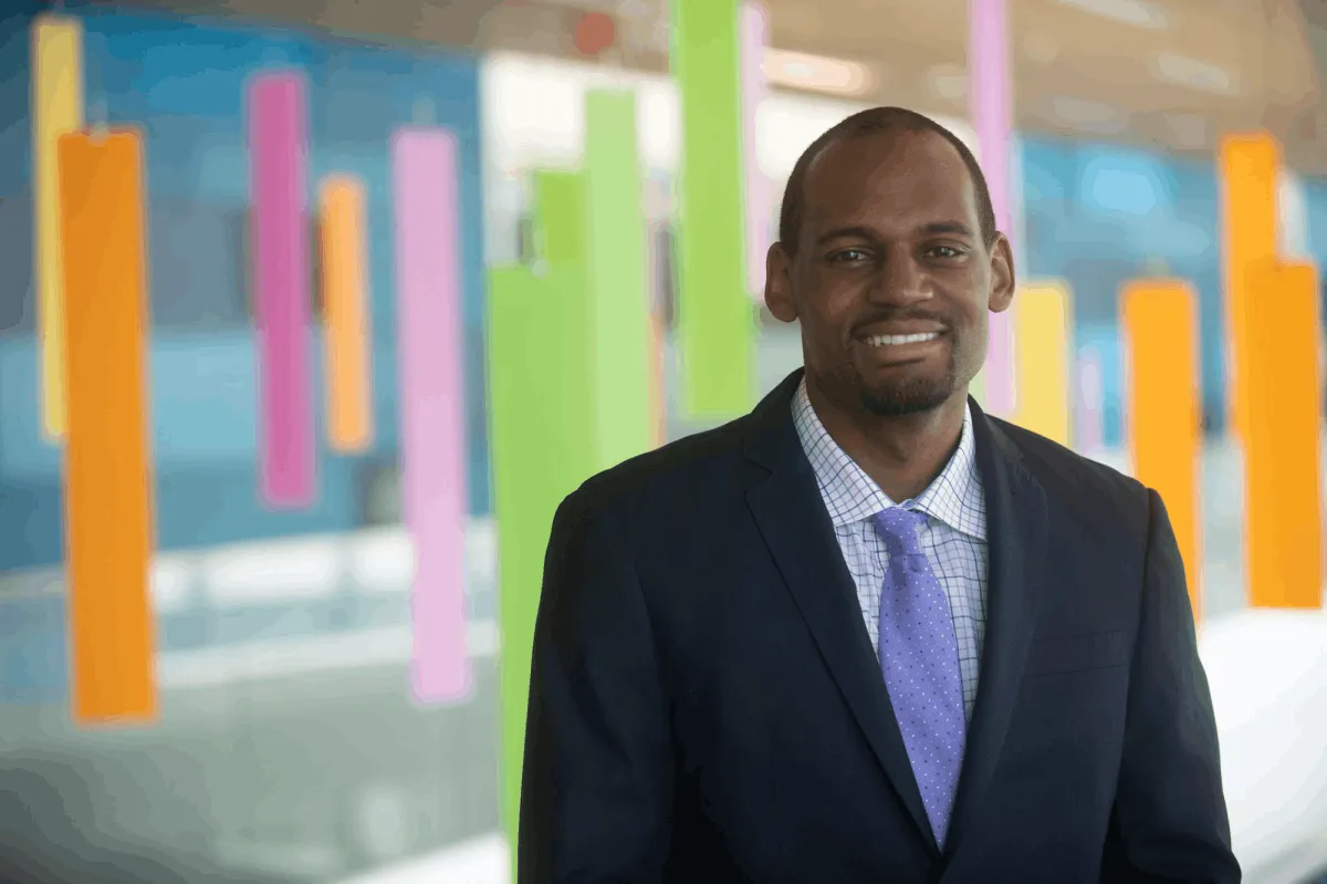 Dr. Shaun Whisenant - Hudson, OH - Pediatrics, Internist/pediatrician