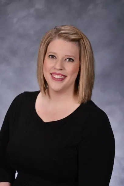 Dr. Rebecca Corrow - Mankato, MN - Internal Medicine