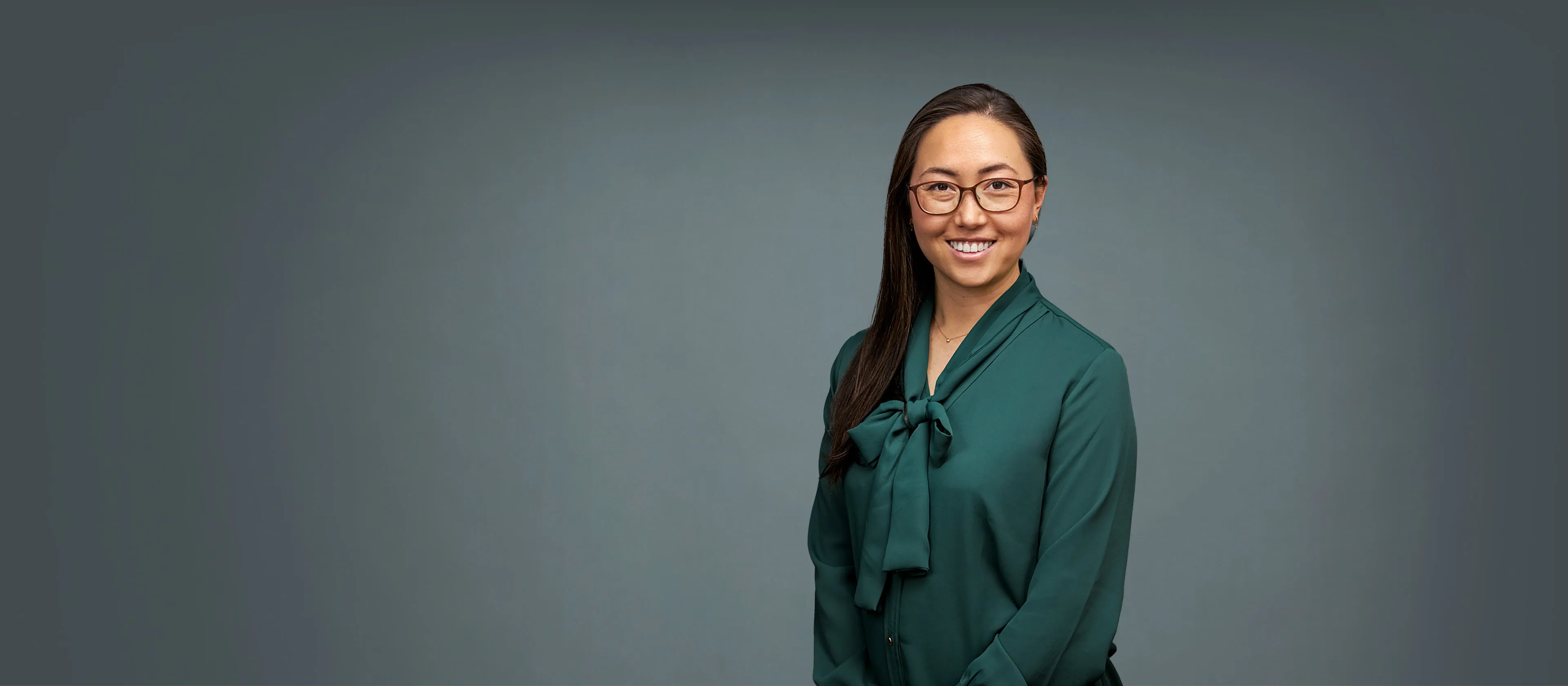 Dr. Lia Phillips, MD - Mineola, NY - Oncology, Pediatric Hematology & Oncology