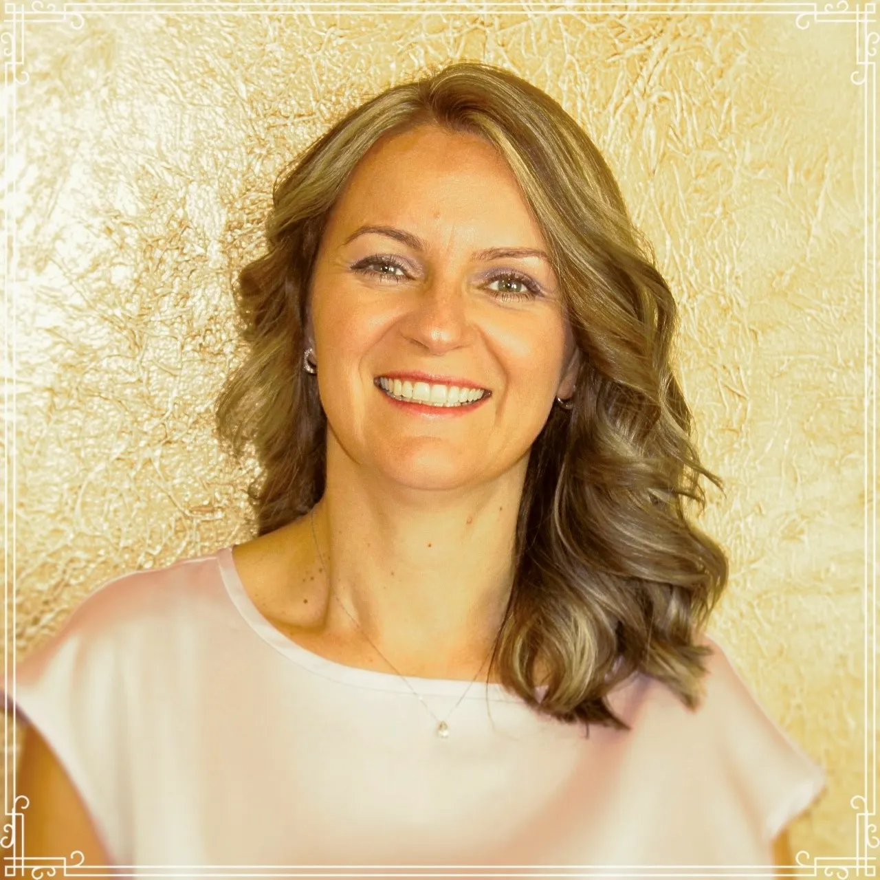 Azra Flowers MSN, FNP-FPA-BC, CHC - Skokie, IL - Nurse Practitioner, Family Medicine, Mental Health Counseling