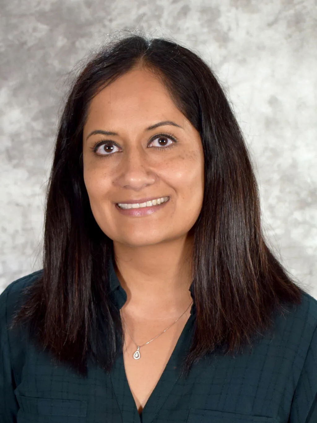 Hena N Shah, NP
