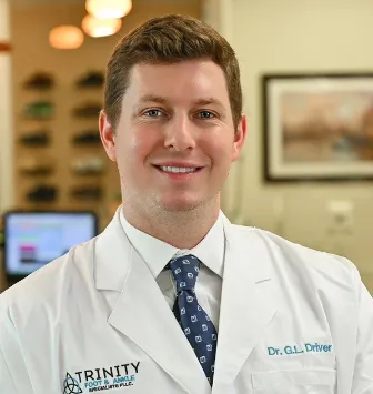 Dr. Gary L Driver, DPM