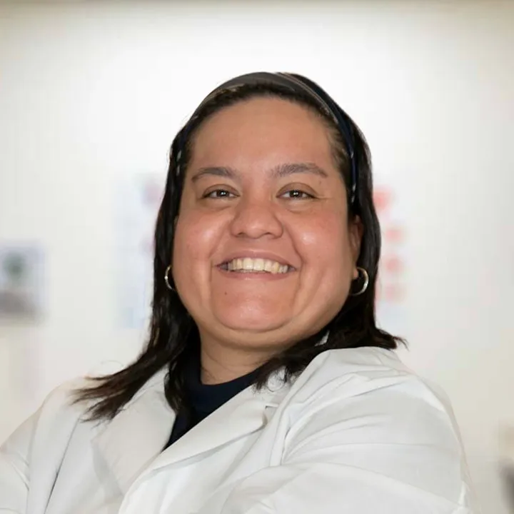 Dr. Fatima Y. Giron Rivas, MD - Flushing, NY - Family Medicine