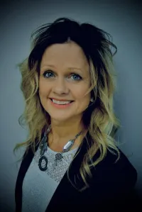 Amy M Hummel - Aurora, IN - Nurse Practitioner