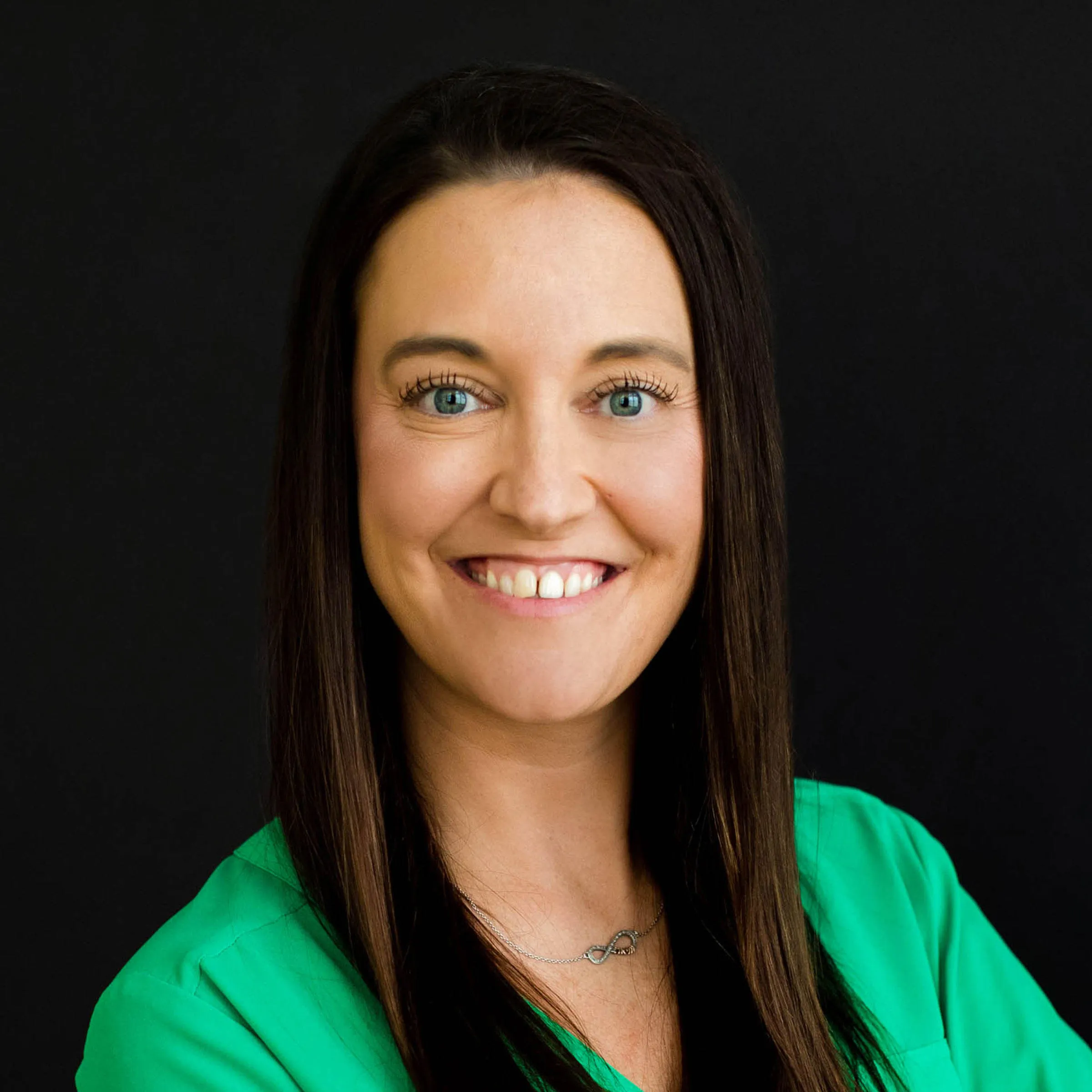 Dr. Lindsey Aeschliman - West Des Moines, IA - Cardiovascular Disease, Cardiologist