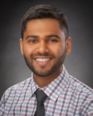 Dr. Ravi Minesh Shah - Tinley Park, IL - Family Medicine, Sports Medicine