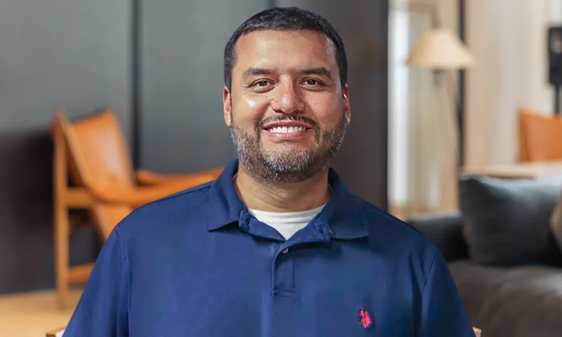 Dr. Ruben Mendez, MD