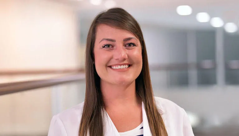 Amber Louise Cobb, FNP - Springfield, MO - Family Medicine