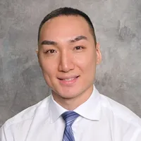 Dr. Gaston Mike Liu - Commack, NY - Podiatry