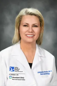 Aleksandra Bozovic, APN - Paramus, NJ - Nurse Practitioner