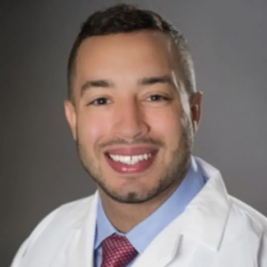 Dr. Rolando Gomez, MD, MHA - Great Neck, NY - Family Medicine, Geriatric Medicine, Hospice & Palliative Care, Hospital Medicine