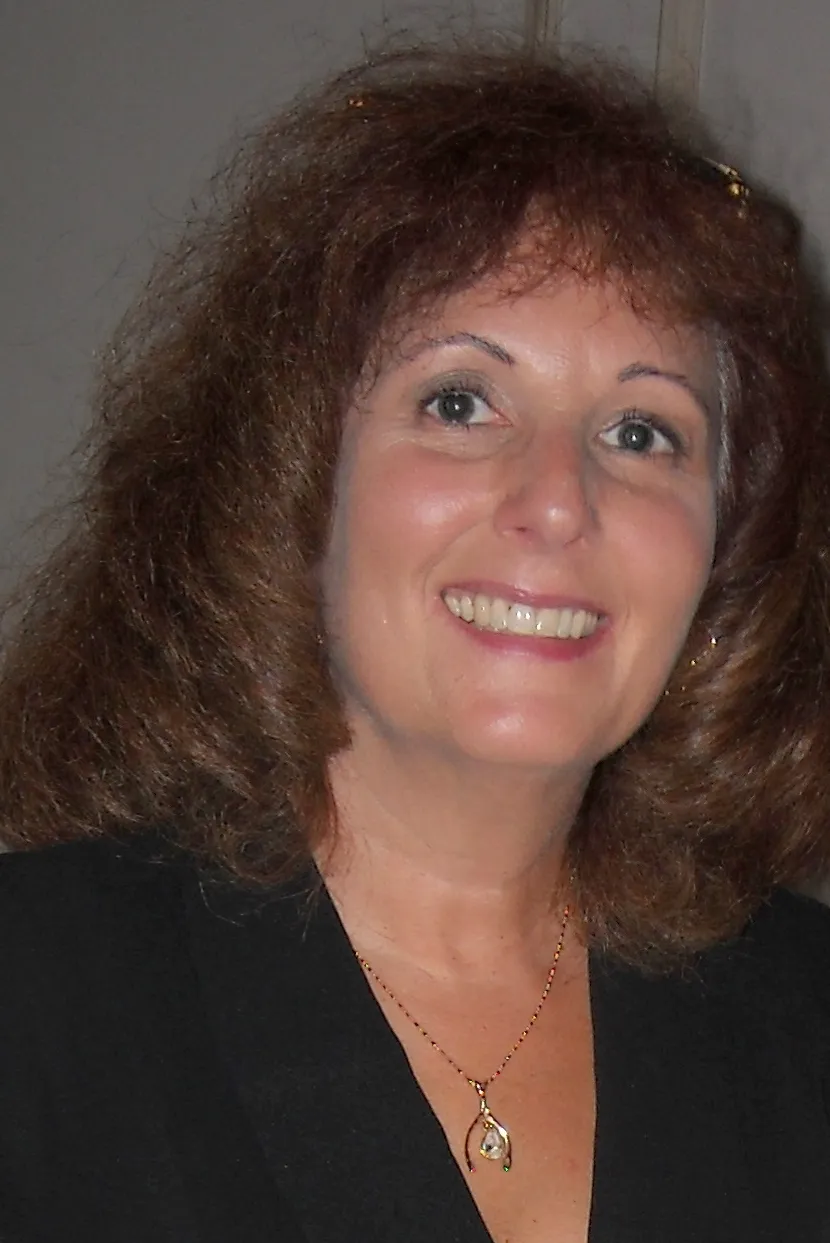 Karen J Weisman
