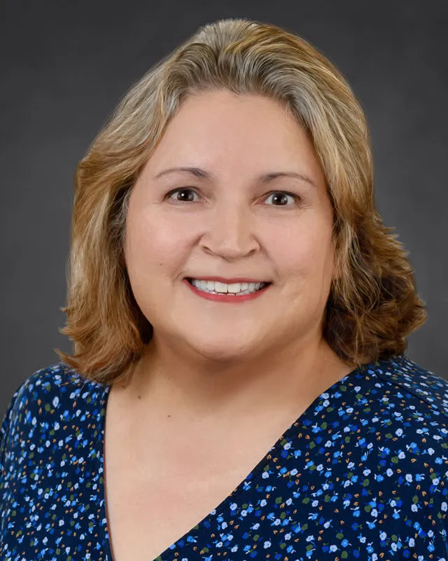 Sheila Sultan Zia, FNP - Eagle Point, OR - Family Medicine