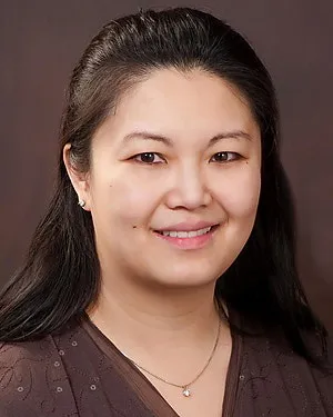 Dr. Cynthia Louie, MD - Chicago, IL - Internal Medicine