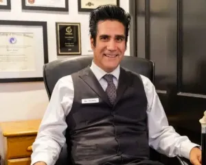 Dr. "Doc" Fontes, D(H), DACM