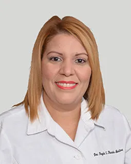 Dr. Rayda Shalyeska Rosado Medina - Mayaguez, PR - Family Medicine