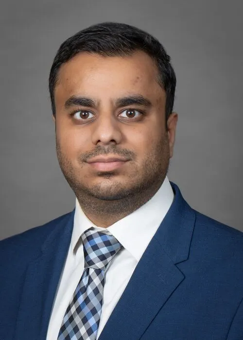 Dr. Parth Pancholi, MD - Glen Cove, NY - Critical Care Medicine, Critical Care Specialist