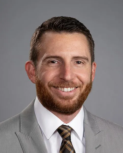 Dr. Ian Hansell Serrato, ARNP - Seattle, WA - Pulmonology, Occupational Medicine Spec, Pulmonologist