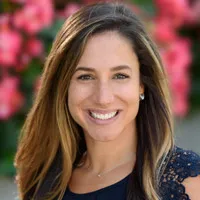 Dr. Sarah Mcclain, MD - Indianapolis, IN - Pediatrics, Internist/pediatrician