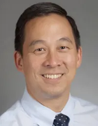 Dr. Vincent Chiang, MD - Boston, MA - Critical Care Medicine