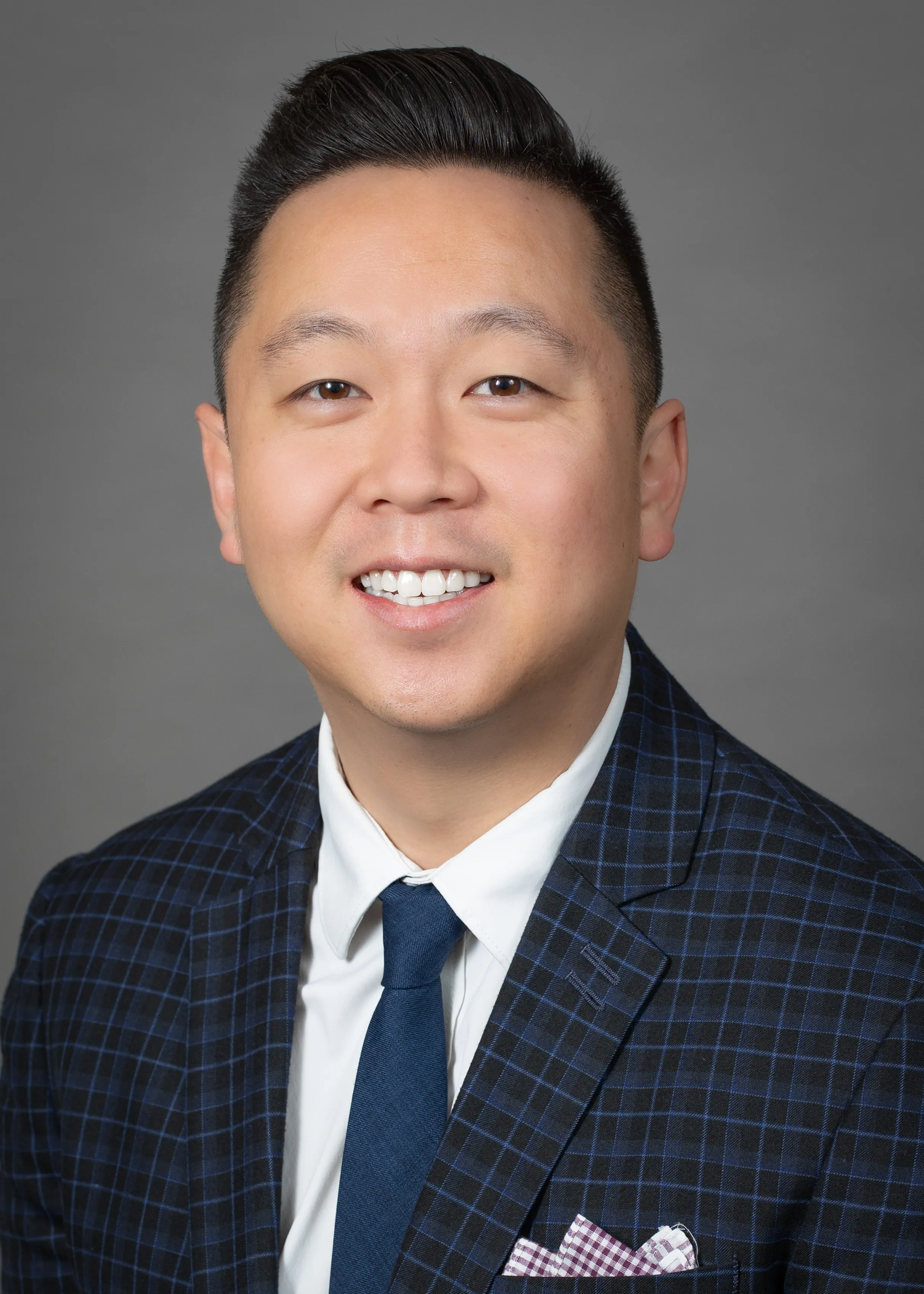 Dr. Brandon Kim, MD - Locust Valley, NY - Rheumatology, Rheumatologist