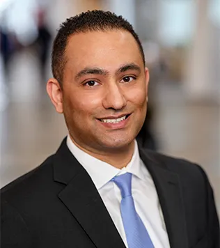 Dr. Varun Thapar, MD - Freehold, NJ - Family Medicine