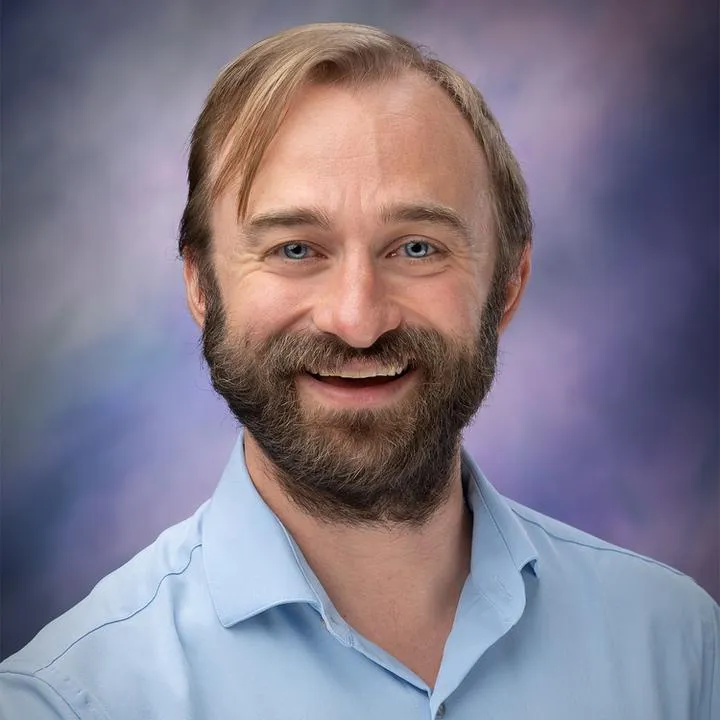 Dr. Jason Nies