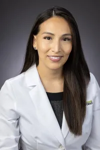 Dr. Claudia Lara, MD
