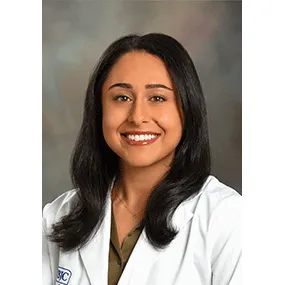 Dr. Lilac Khojasteh, MD - Saint Louis, MO - Internal Medicine