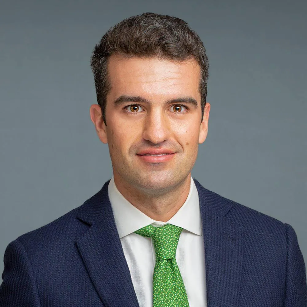 Dr. John Ross Kucharczyk - Mineola, NY - Oncology, Hospital Medicine