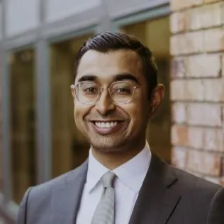 Dr. Zafar Gill, MD - Ashland, OR - Ophthalmology, Internal Medicine