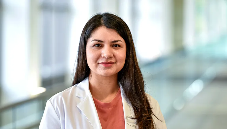 Dr. Beatriz Dinh