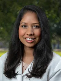 Dr. Pooja Gajare, MD - La Jolla, CA - Family Medicine, Internal Medicine