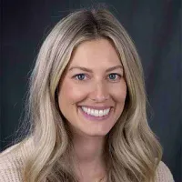 Dr. Carlee Kalbfleisch, MD