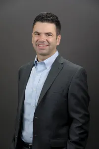 Dr. Matthew Karl - Bay Shore, NY - Ophthalmology