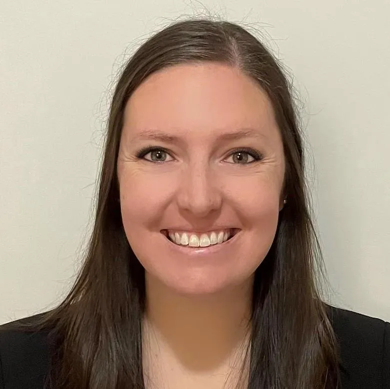 Dr. Julia Victoria Fink - Orlando, FL - Orthopedic Surgery, General Orthopedics