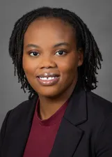 Dr. Ayodele Esther Oyeyemi, MD - Oyster Bay, NY - Internal Medicine