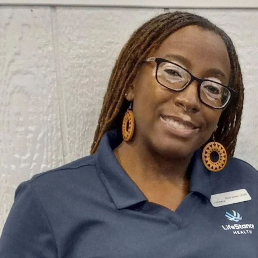 Miss Jones - Lake Buena Vista, FL - Psychology, Mental Health Counseling, Psychiatry
