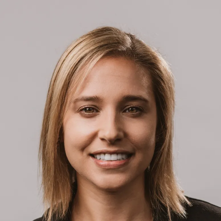Dr. Madeleine Mauk