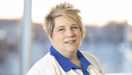 Dr. Heather L. Girard - Saint Louis, MO - Internal Medicine